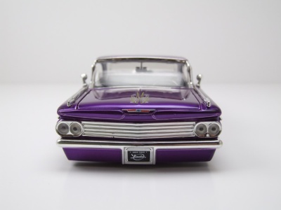Modellauto Chevrolet Impala 1959 lila 1:24 Jada Toys bei