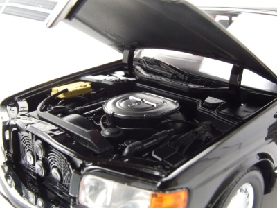Mercedes 560 SEL S-Klasse W126 1991 schwarz Modellauto 1:18 Norev
