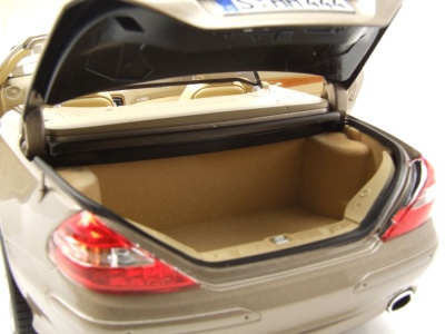 Mercedes SL 500 R230 2003 beige metallic Modellauto 1:18 Norev