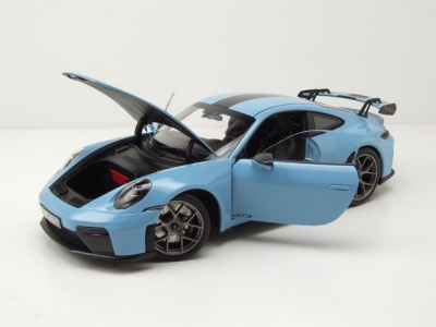 Porsche 911 GT3 Weissach Pack 2025 hellblau Modellauto 1:18 Norev