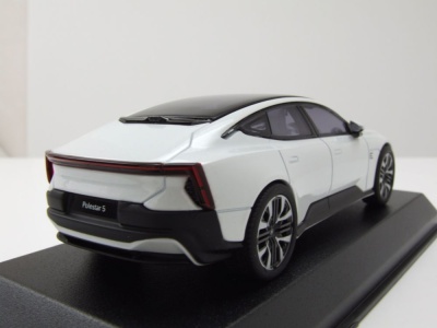 Polestar 5 2025 snow weiß Modellauto 1:43 Norev