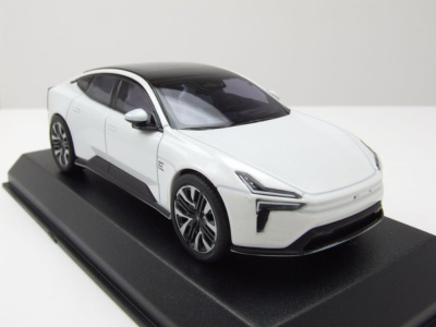 Polestar 5 2025 snow weiß Modellauto 1:43 Norev