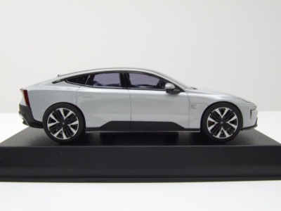 Polestar 5 2025 magnesium silber Modellauto 1:43 Norev