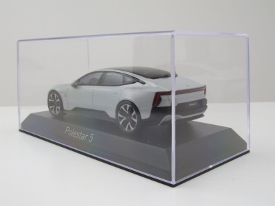 Polestar 5 2025 magnesium silber Modellauto 1:43 Norev