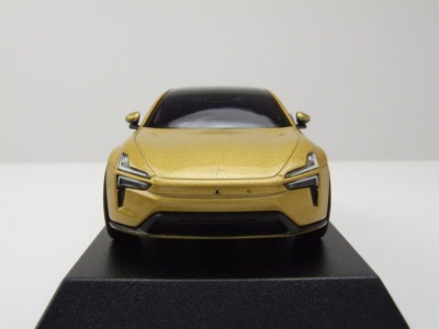 Polestar 5 2025 gold Modellauto 1:43 Norev