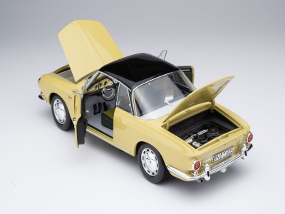 VW Karmann Ghia 1500 Typ 34 1961 gelb schwarz Modellauto 1:18 Norev