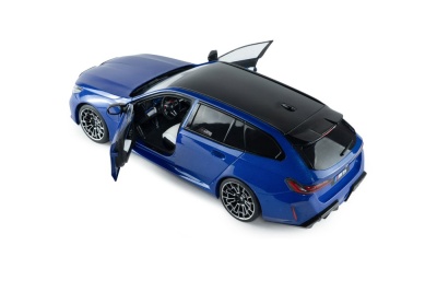 BMW M5 G99 Touring Kombi 2024 blau metallic Modellauto 1:18 Solido