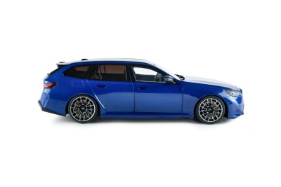 BMW M5 G99 Touring Kombi 2024 blau metallic Modellauto 1:18 Solido