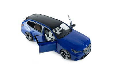 BMW M5 G99 Touring Kombi 2024 blau metallic Modellauto 1:18 Solido