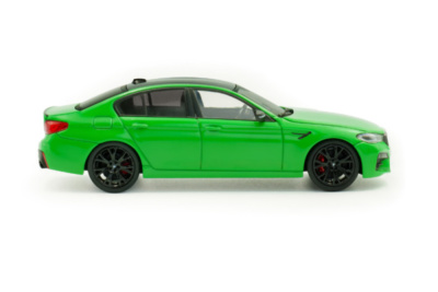 BMW M5 F90 Competition 2022 signal grün Modellauto 1:43 Solido