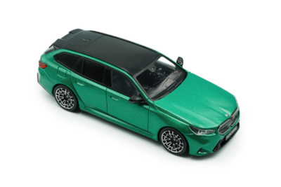 BMW M5 Touring Kombi 2024 grün metallic Modellauto 1:43 Solido