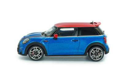 Mini Cooper John Cooper Works 2023 blau metallic Modellauto 1:43 Solido