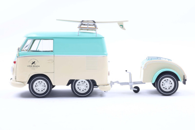VW T1 Kool Kombi Long Beach Surfing Club 2024 mint grün weiß Modellauto 1:18 Solido