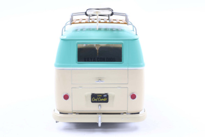 VW T1 Kool Kombi Long Beach Surfing Club 2024 mint grün weiß Modellauto 1:18 Solido