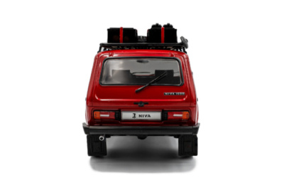 Lada Niva 1980 rot mit Dachgepäck Modellauto 1:18 Solido