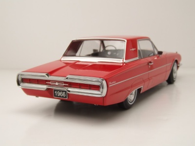 Ford Thunderbird Hardtop Coupe 1966 rot Modellauto 1:18...