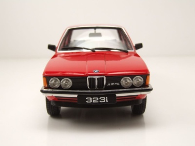 BMW 323i E21 1978 rot Modellauto 1:18 KK Scale