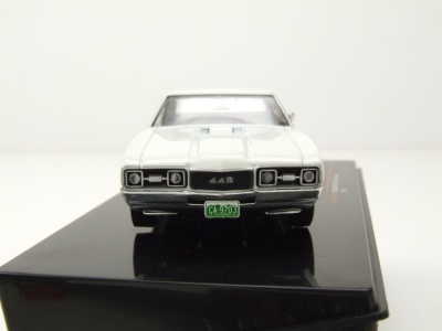 Oldsmobile 442 W-30 1970 weiß Modellauto 1:43 ixo models