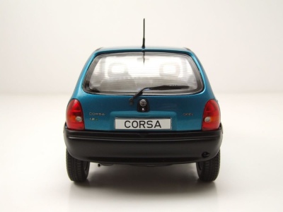 Opel Corsa B 1993 türkis metallic Modellauto 1:18 MCG