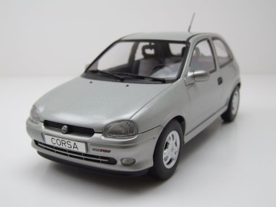 Opel Corsa B GSI 1993 silber Modellauto 1:18 MCG