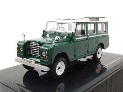 Land Rover 109 Series III 1978 dunkelgrün weiß...