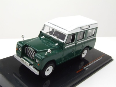 Land Rover 109 Series III 1978 dunkelgrün weiß Modellauto 1:43 ixo models