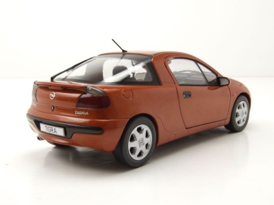Opel Tigra 1994 kupfer Modellauto 1:24 Whitebox
