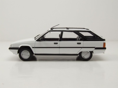 Citroen BX Break Kombi 1986 weiß Modellauto 1:24 Whitebox