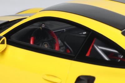 Porsche 911 (992.1) GT2 RS Rundenrekord Nürburgring 2017 gelb Modellauto 1:18 GT Spirit
