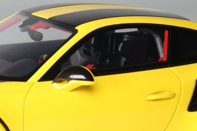 Porsche 911 (992.1) GT2 RS Rundenrekord Nürburgring 2017 gelb Modellauto 1:18 GT Spirit