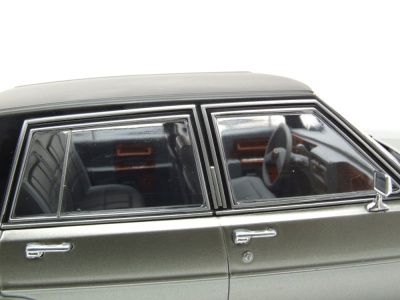 Cadillac Fleetwood Brougham 1982 grau metallic Modellauto 1:18 MCG