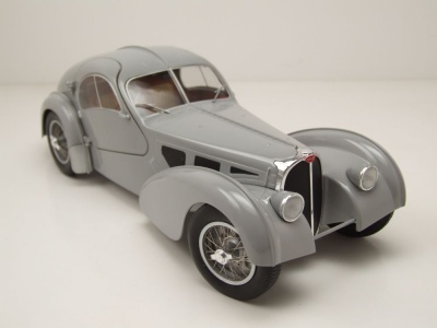 Bugatti Type 57 SC Atlantic 1937 grau Modellauto 1:18 Solido