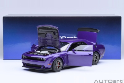 Dodge Challenger SRT Superstock 2023 lila Modellauto 1:18 Autoart