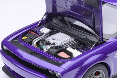 Dodge Challenger SRT Superstock 2023 lila Modellauto 1:18 Autoart