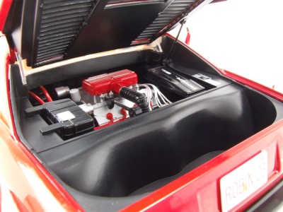 Ferrari 308 GTS QV 1982 rot TV-Serie Magnum Modellauto 1:12 KK Scale