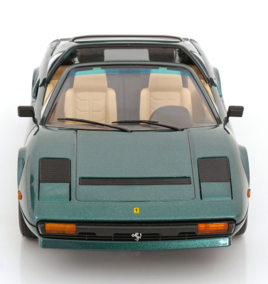 Ferrari 308 GTS QV 1982 grün metallic TV-Serie Magnum Modellauto 1:12 KK Scale