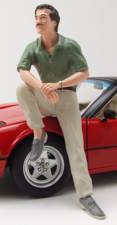 Figur Thomas Magnum für 1:12 Modelle KK Scale