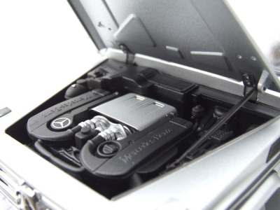 Mercedes G-Klasse G-Modell W463 Designo matt silber Modellauto 1:18 iScale