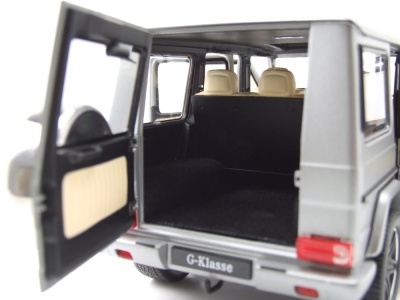 Mercedes G-Klasse G-Modell W463 Designo matt silber Modellauto 1:18 iScale