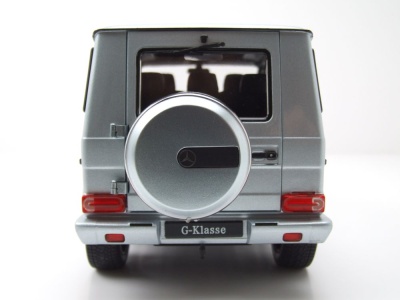 Mercedes G-Klasse G-Modell W463 silber Modellauto 1:18 iScale
