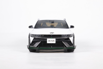 Hyundai Ioniq 5N DK Edition 2025 matt weiß Modellauto 1:18 Ottomobile