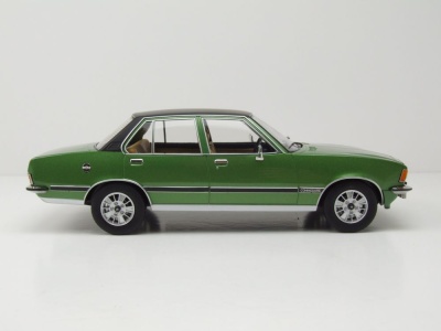 Opel Commodore B 1972 grün metallic Modellauto 1:18 MCG