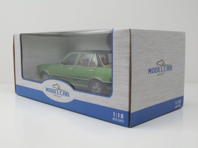 Opel Commodore B 1972 grün metallic Modellauto 1:18 MCG