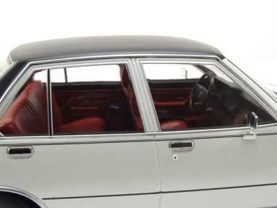 Opel Commodore B 1972 weiß Modellauto 1:18 MCG