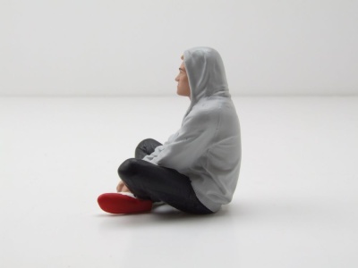 Figur Mann im Schneidersitz 1:18 Modelle American Diorama...