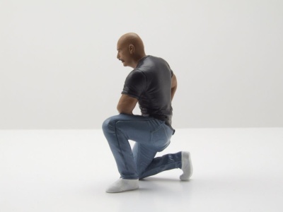 Figur Muscle Mechanics 6 Mann kniend für 1:18 Modelle American Diorama
