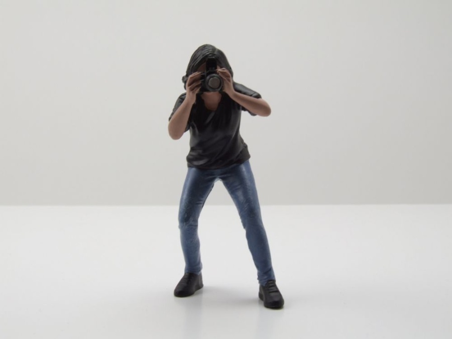 Figur Photographers 4 Frau blaue Jeans für 1:18 Modelle American Diorama