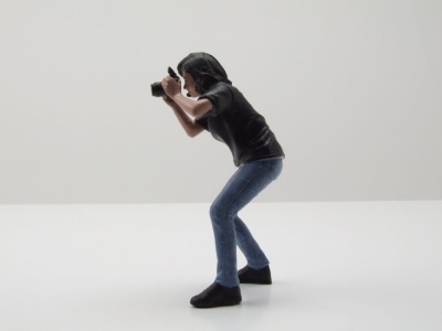 Figur Photographers 4 Frau blaue Jeans für 1:18 Modelle American Diorama