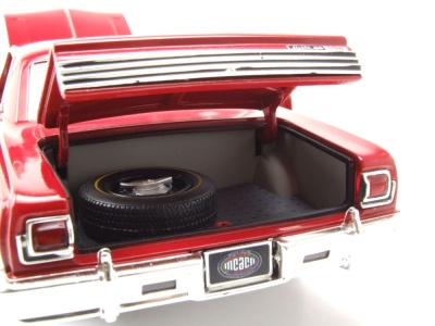 Chevrolet Chevelle SS Z16 MCACN 1965 rot Modellauto 1:18 Auto World