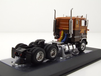 Ford COE 9000 Zugmaschine 1976 braun Modellauto 1:64 ixo...